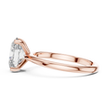 Celythra 9 × 7 mm Diamond Ring