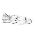Valerisse 6.5 mm Diamond Ring
