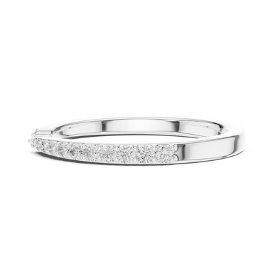 Seravienne Graduated  Pavé  Diamond Ring