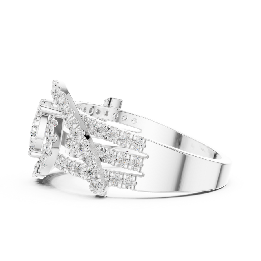 Varellienne Triple-Stone Pavé  Diamond Ring