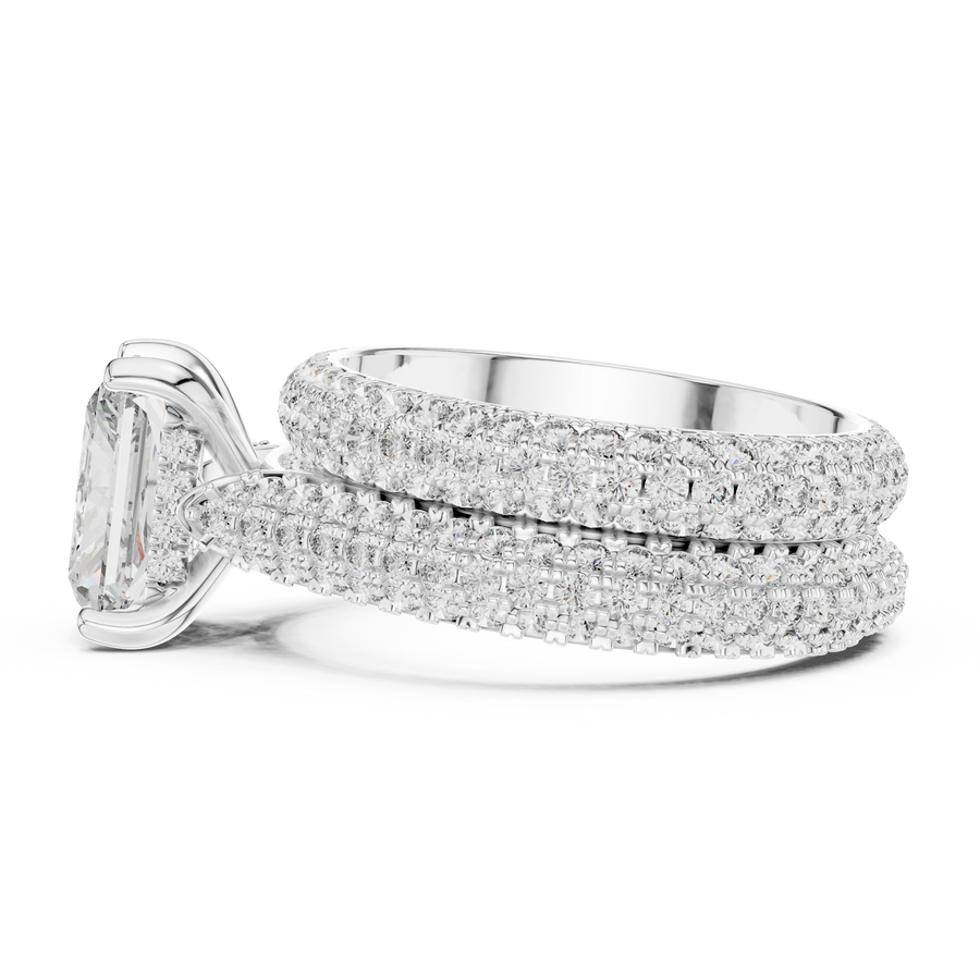Valessia 8.5 × 6.5 mm Diamond Ring