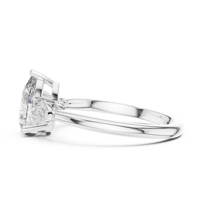 Pearlisse 9 × 6 mm  Diamond Ring