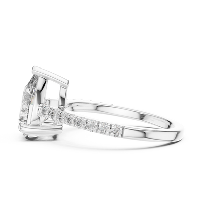 Zyvelle 10.00 × 7.00 mm  Diamond Ring