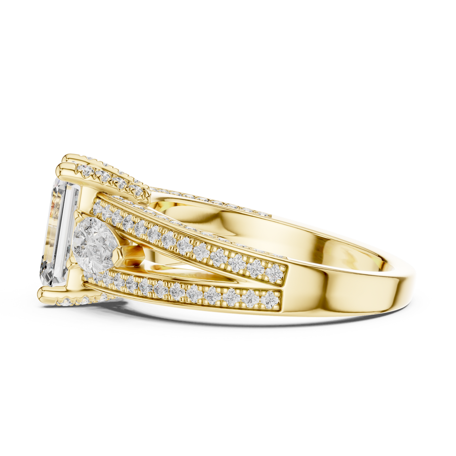 Zaviera 8.50 × 6.50 mm  Diamond Ring