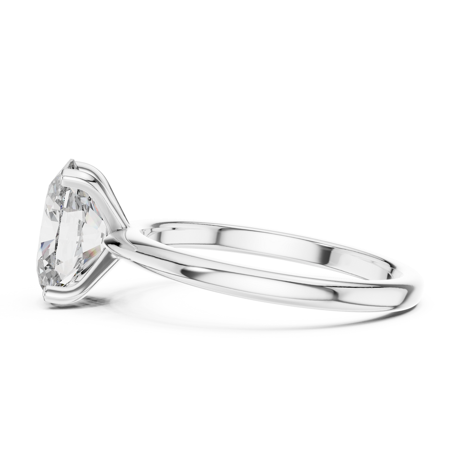 Celythra 9 × 7 mm  Diamond Ring