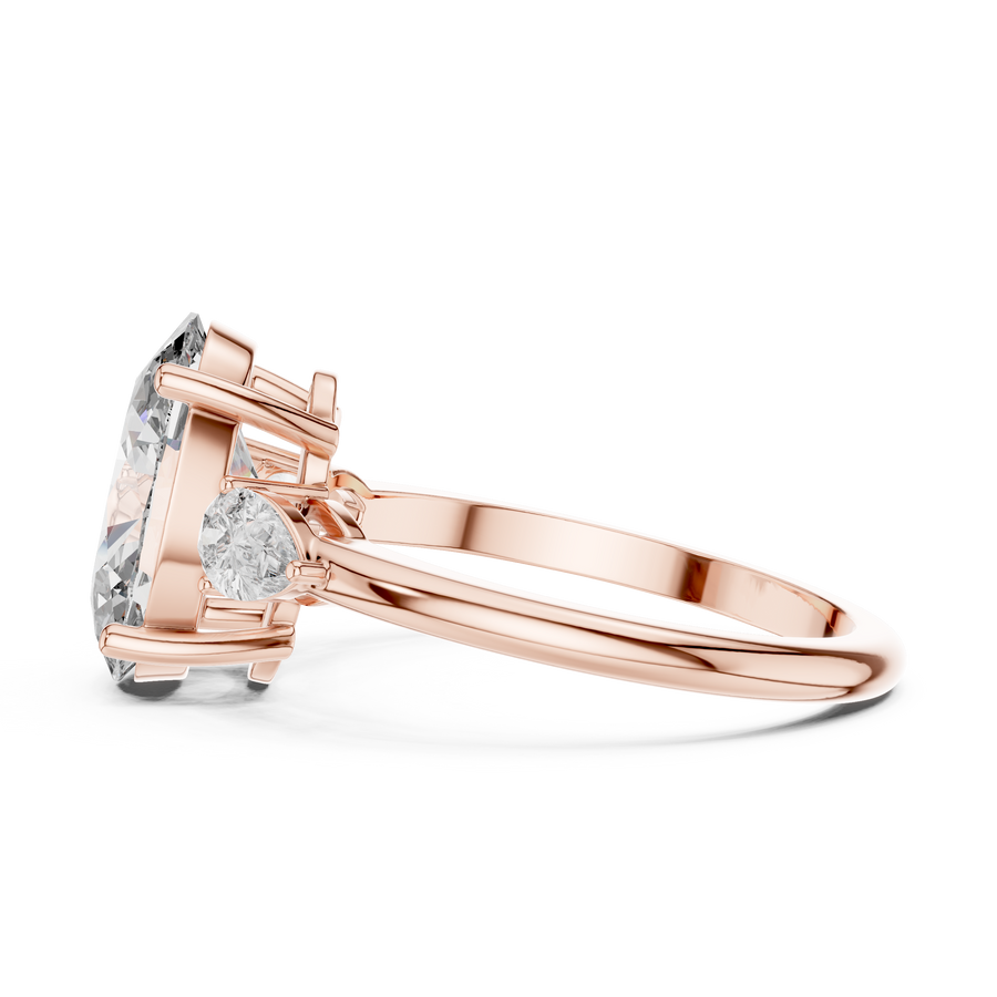 Rosavienne Oval Diamond Ring