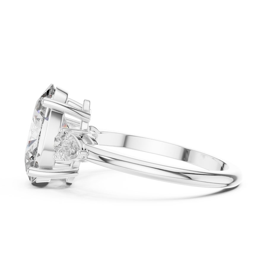 Rosavienne Oval Diamond Ring