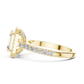 Valeriane 7 × 5 mm Emerald-Cut Diamond Ring