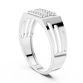 Avelienne Round Diamond Ring