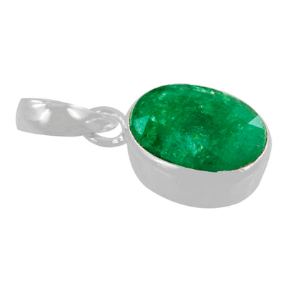 Natural 5.25 Ratti Emerald Oval Shape Gemstone Silver Pendant with Certifcate - ZeeDiamonds