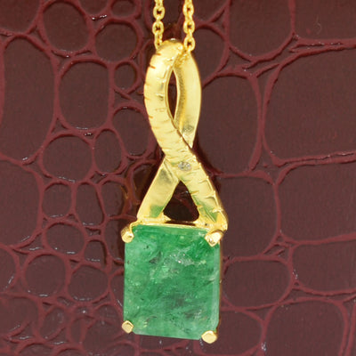 Elegant 10ct Energized & Certified Emerald Gemstone Astrology Pendant - ZeeDiamonds