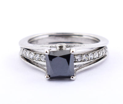 2 Ct Princess Cut Black Diamond & white Diamond Accents, Beautiful Engagement Ring - ZeeDiamonds