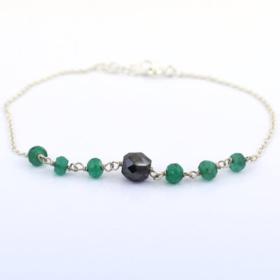 4 mm Emerald Gemstone Chain Bracelet With 6 mm Black Bead,  AAA Certified - ZeeDiamonds