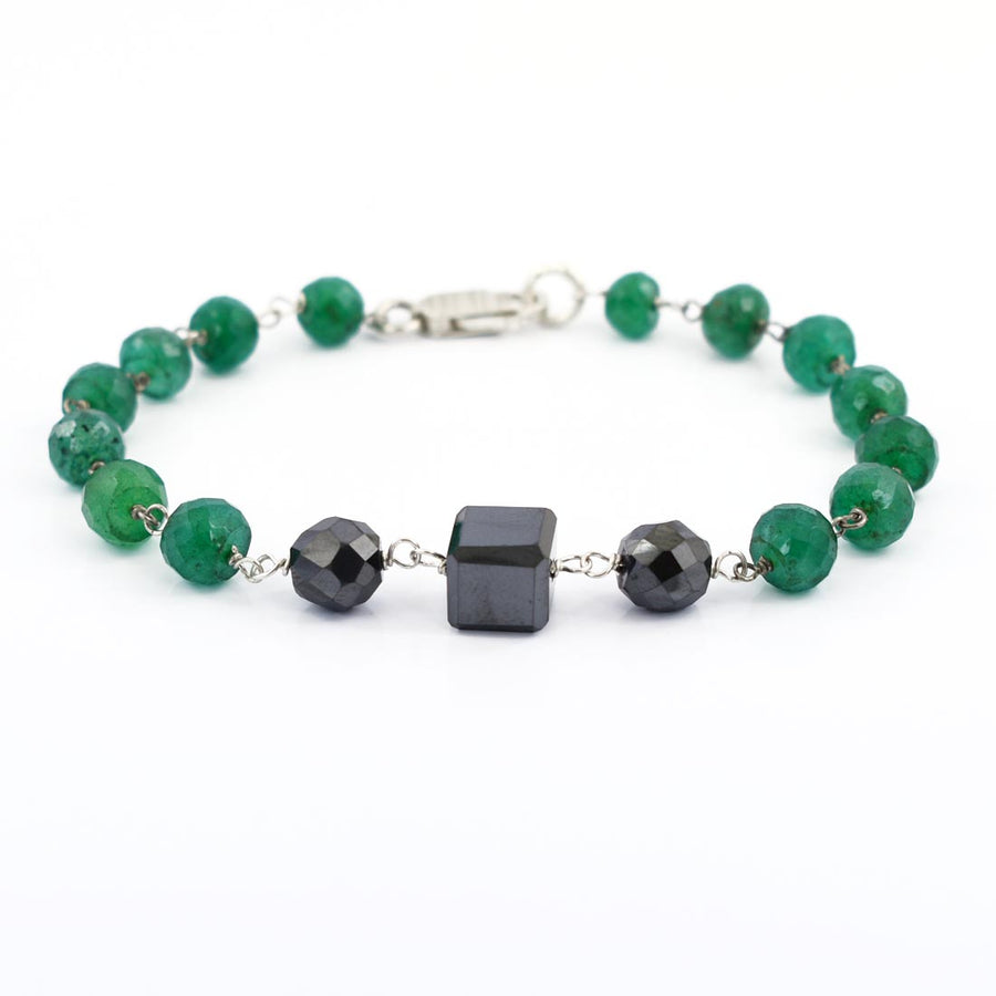 34 Cts Black Diamond With Emerald Beads Silver Chain Bracelet - ZeeDiamonds