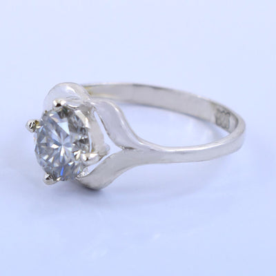 0.75 Ct AAA Quality Off-White Diamond Solitaire Ring, Great Design - ZeeDiamonds