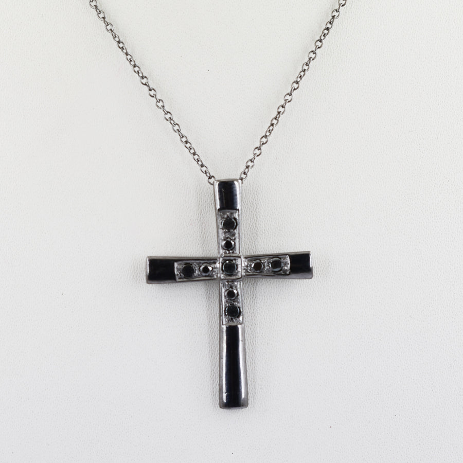 White and Black Diamond Cross Hip Hop Style Gold Pendant at Rs 90000/piece  in Surat