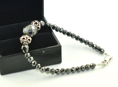 6 mm Black Diamond Beads with (Center 10 mm Bead) Silver Moti Bracelet - ZeeDiamonds