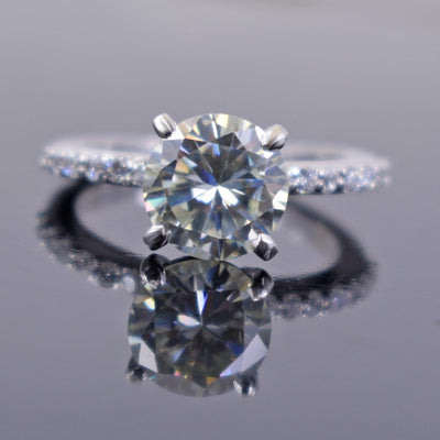 2.50 Ct Stunning Off White Diamond Solitaire Ring with Accents, Elegant Look & Great Sparkle ! Ideal For Birthday Gift, Certified Diamond! - ZeeDiamonds