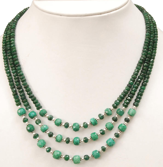 Emerald 2025 strand necklace