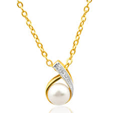 Elegant Lab Certified Freshwater Pearl Pendant in 14kt Gold - ZeeDiamonds