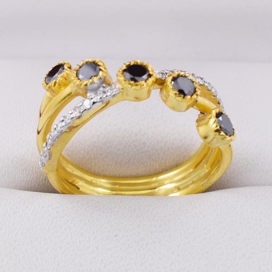 Beautiful Black Diamond Ring 0.80 cts, Certified With VVS Diamond Accents - ZeeDiamonds