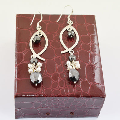 30.00 Ct Black Diamond With Pearl Dangler Drop Earring - ZeeDiamonds